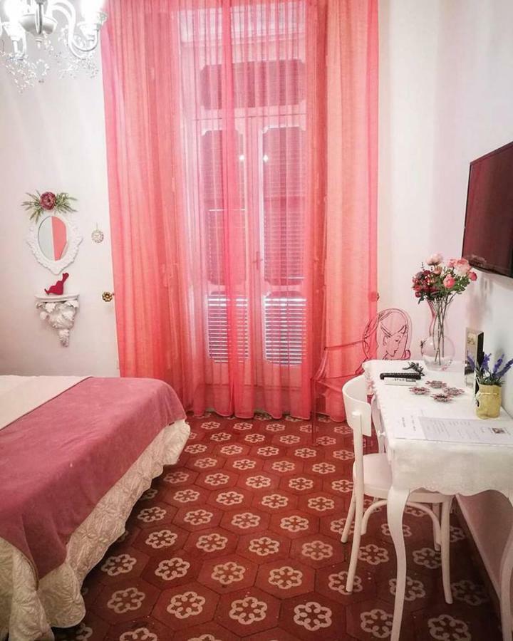 B&B Resta Cu Mme Неаполь Экстерьер фото